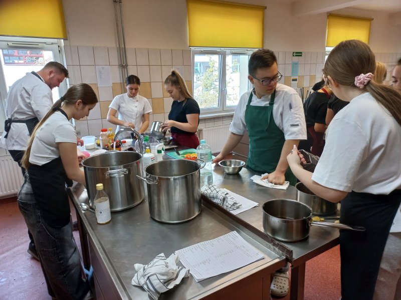 2025.04.10_Warsztaty kulinarne_kuchnia japonska_ramen